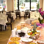 Turistica Hotel